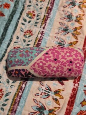 Vera Bradley Pink Teal Floral Patterned Glasses Case